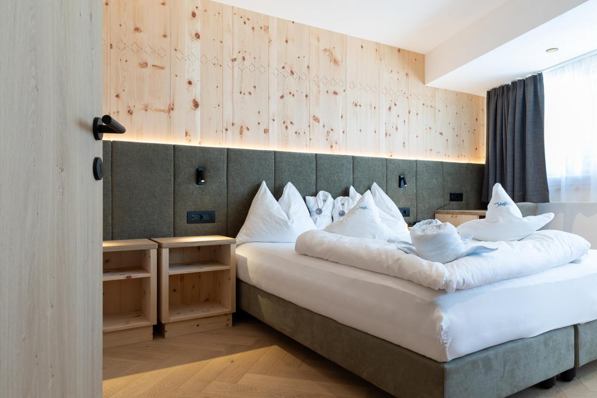 Mountain Hotel Mezdi โคลฟอสโก ภายนอก รูปภาพ