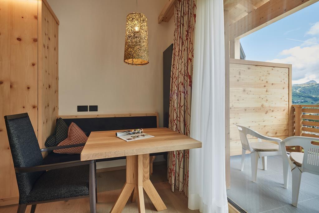 Mountain Hotel Mezdi โคลฟอสโก ภายนอก รูปภาพ