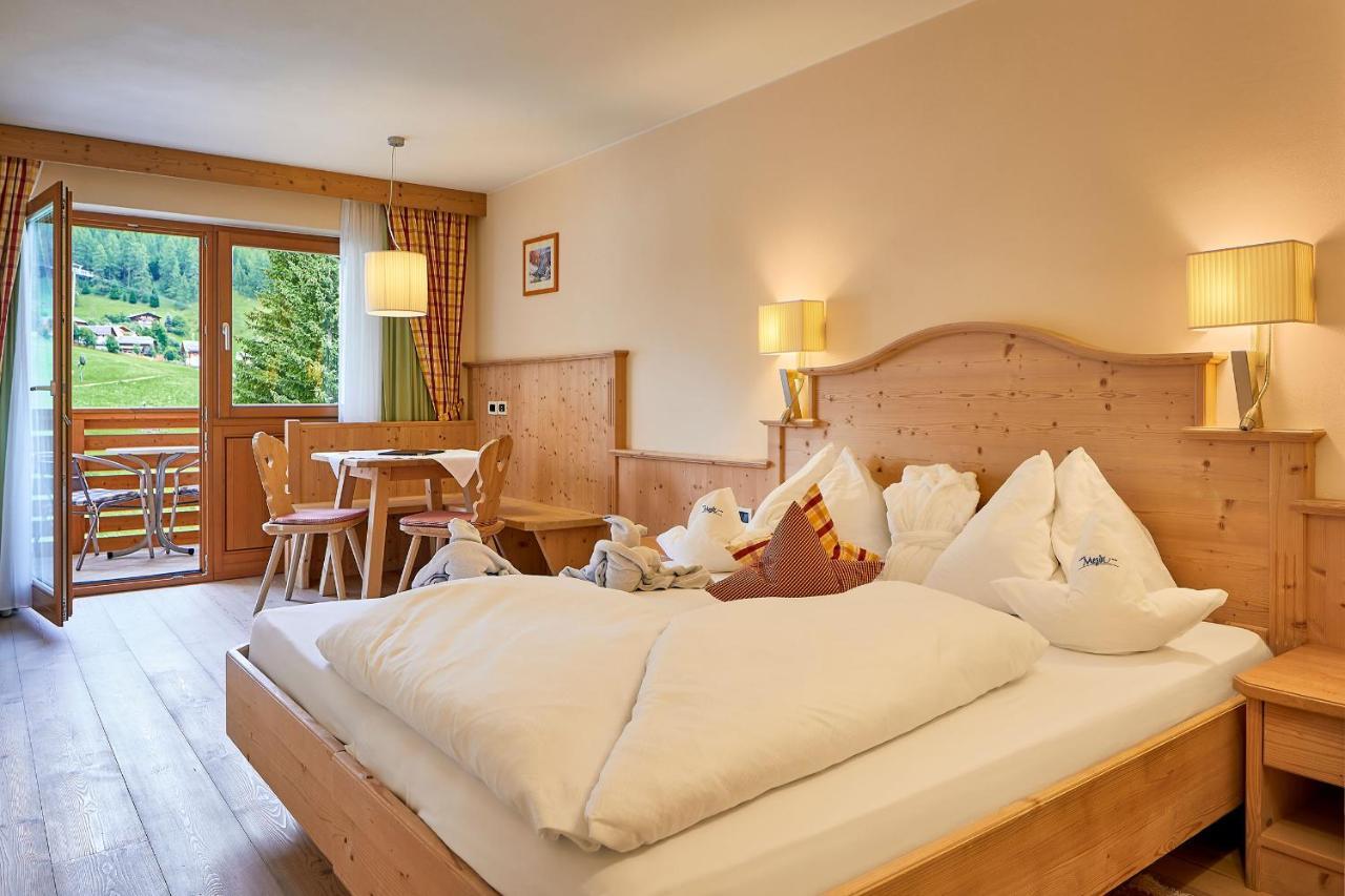 Mountain Hotel Mezdi โคลฟอสโก ภายนอก รูปภาพ